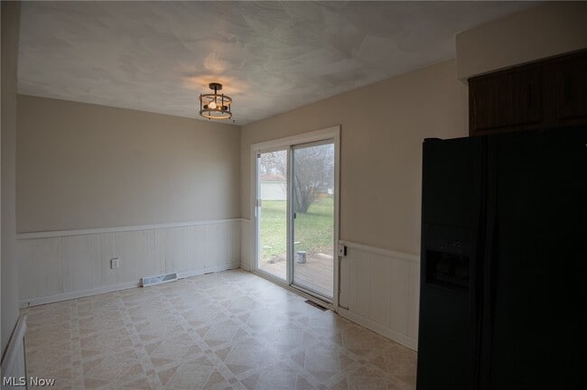 Building Photo - 3945 S Schenley Ave