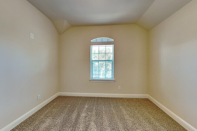 Building Photo - 3006 Knightsbridge Ln