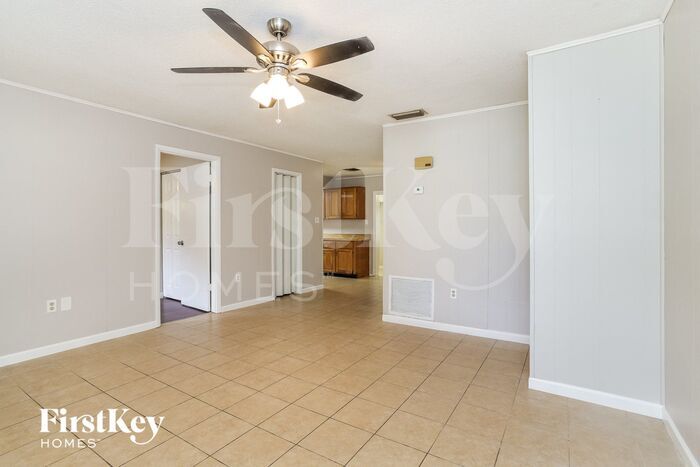 Building Photo - 705 Vincent Dr