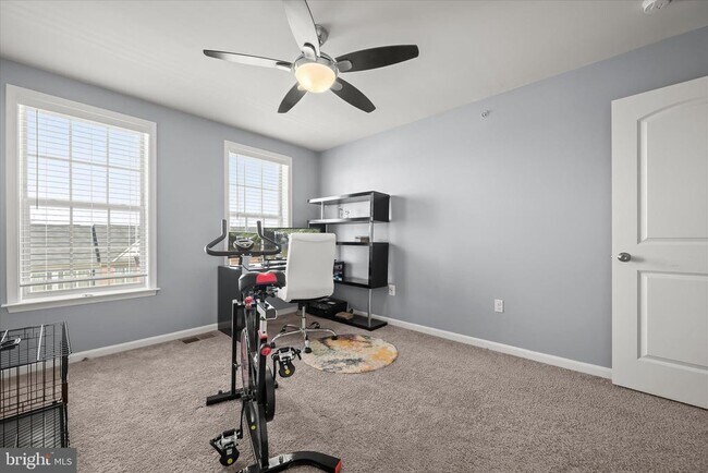 Building Photo - 9411 Geaton Park Pl