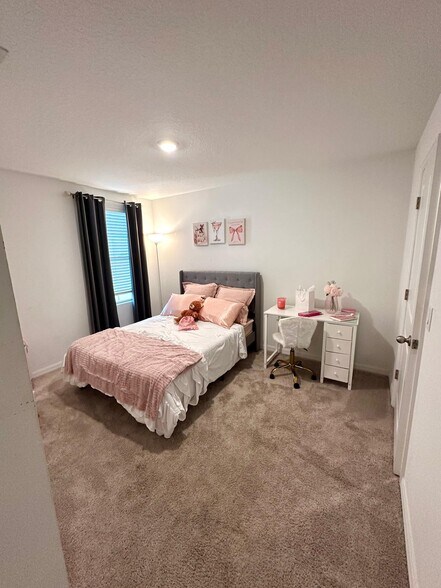 Building Photo - 821 Benoi Dr