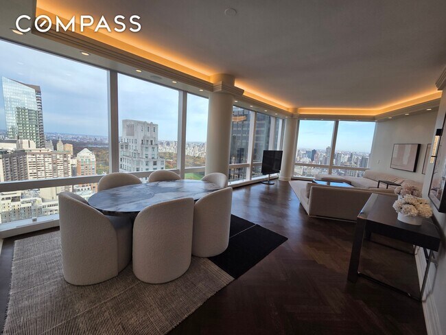 Building Photo - 80 Columbus Cir