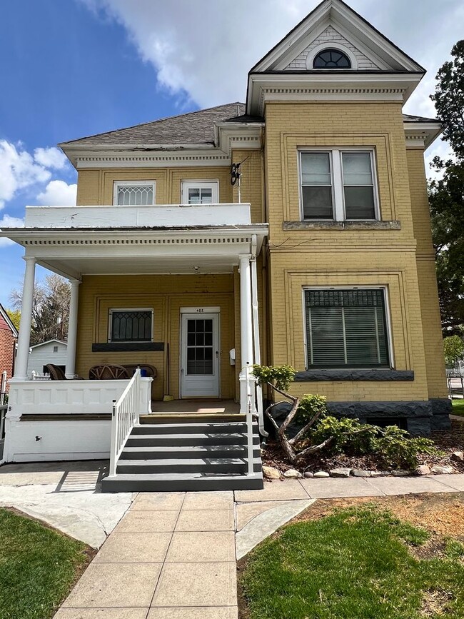 Primary Photo - 488 S 7th Ave