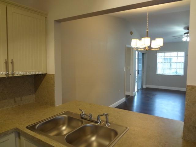 Building Photo - 452 NE 210th Cir Terrace