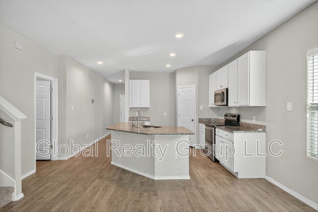 Building Photo - 10419 Lateleaf Oak