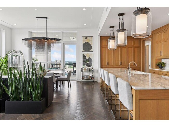 Building Photo - 1111 W River Pkwy