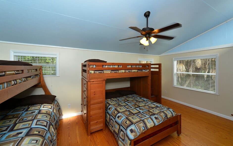 Building Photo - 8260 Ibis St