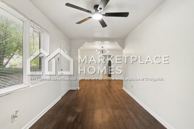 Building Photo - 2110 Dellwood Pl
