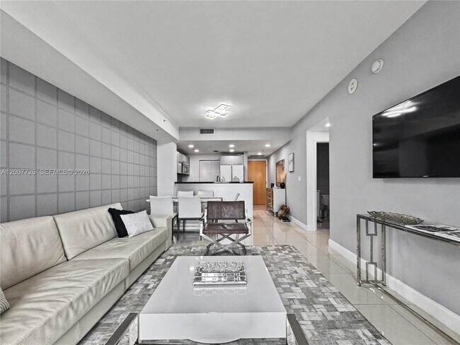 Building Photo - 253 NE 2nd St