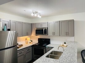 Building Photo - 93 East