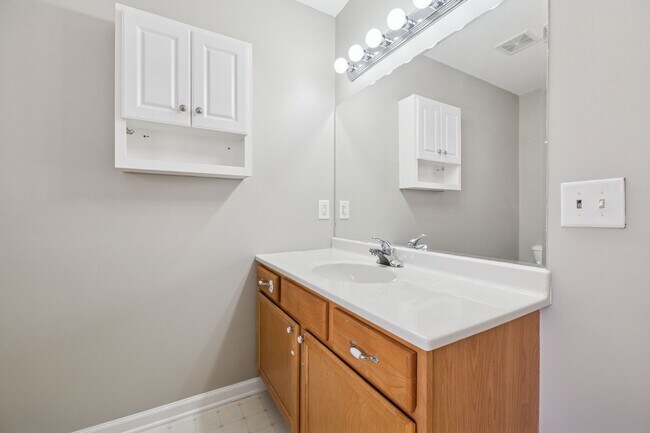 Building Photo - 1187 Marvel Road