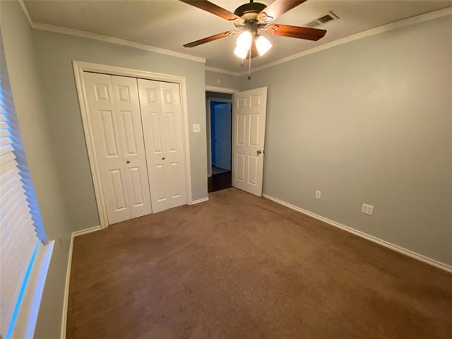 Building Photo - 5949 Sundown Dr