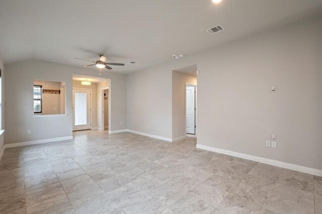 Building Photo - 8214 Cottage Rose Dr