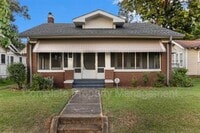 Building Photo - 728 41st St