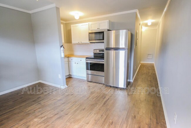 Building Photo - 508 S Highland Park Ave