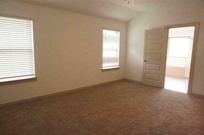 Building Photo - 3966 Canyon Shore Ln