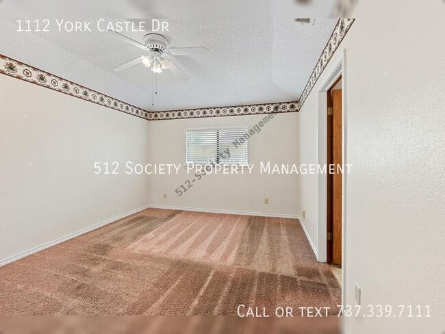 Building Photo - 1112 York Castle Dr