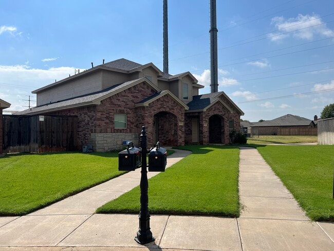 Building Photo - 10509 Quinton Ave