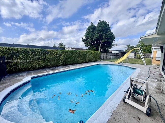 Building Photo - 19720 SW 118th Pl