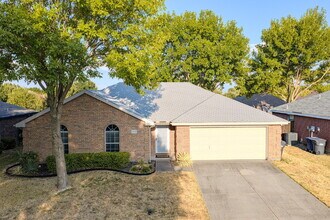 Building Photo - Single Family 3 Bedroom for Rent