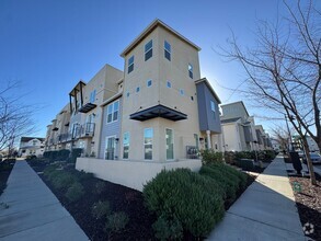 Building Photo - Spacious 4-Bedroom Home in the Cannery