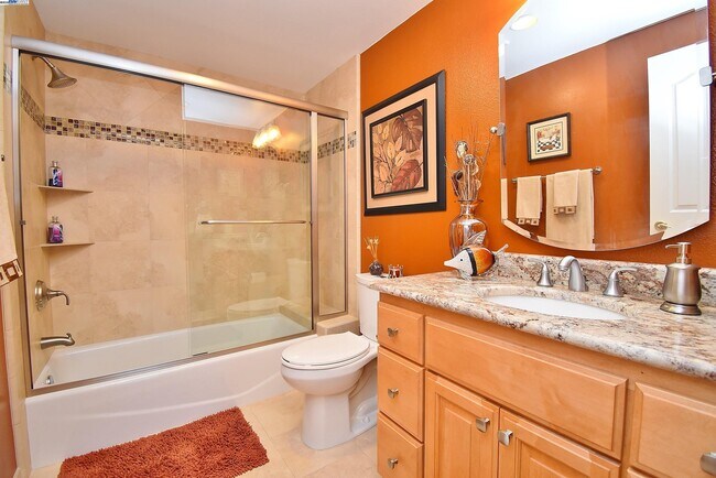 Building Photo - 204 Cypress Hills Ct