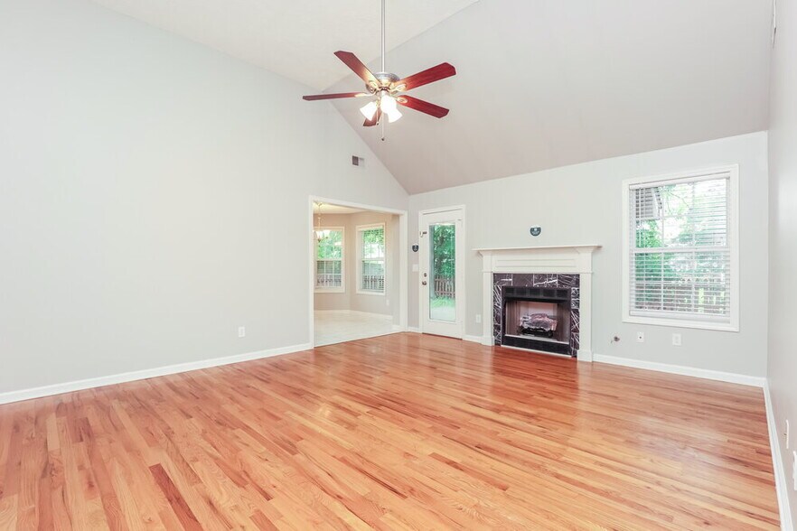 Building Photo - 7004 Bridgewater Dr