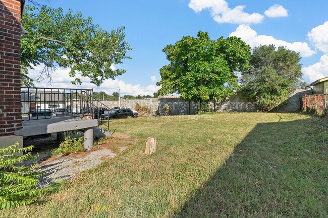 Building Photo - 44 Blakemore Pl