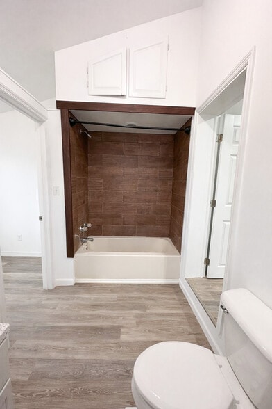 Building Photo - 934 Washington Ave