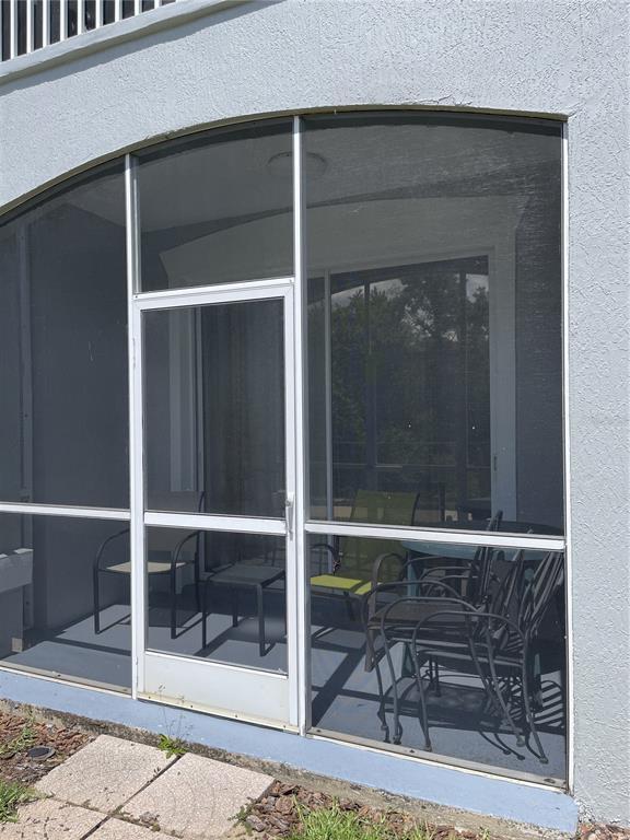 Building Photo - 2306 Silver Palm Dr