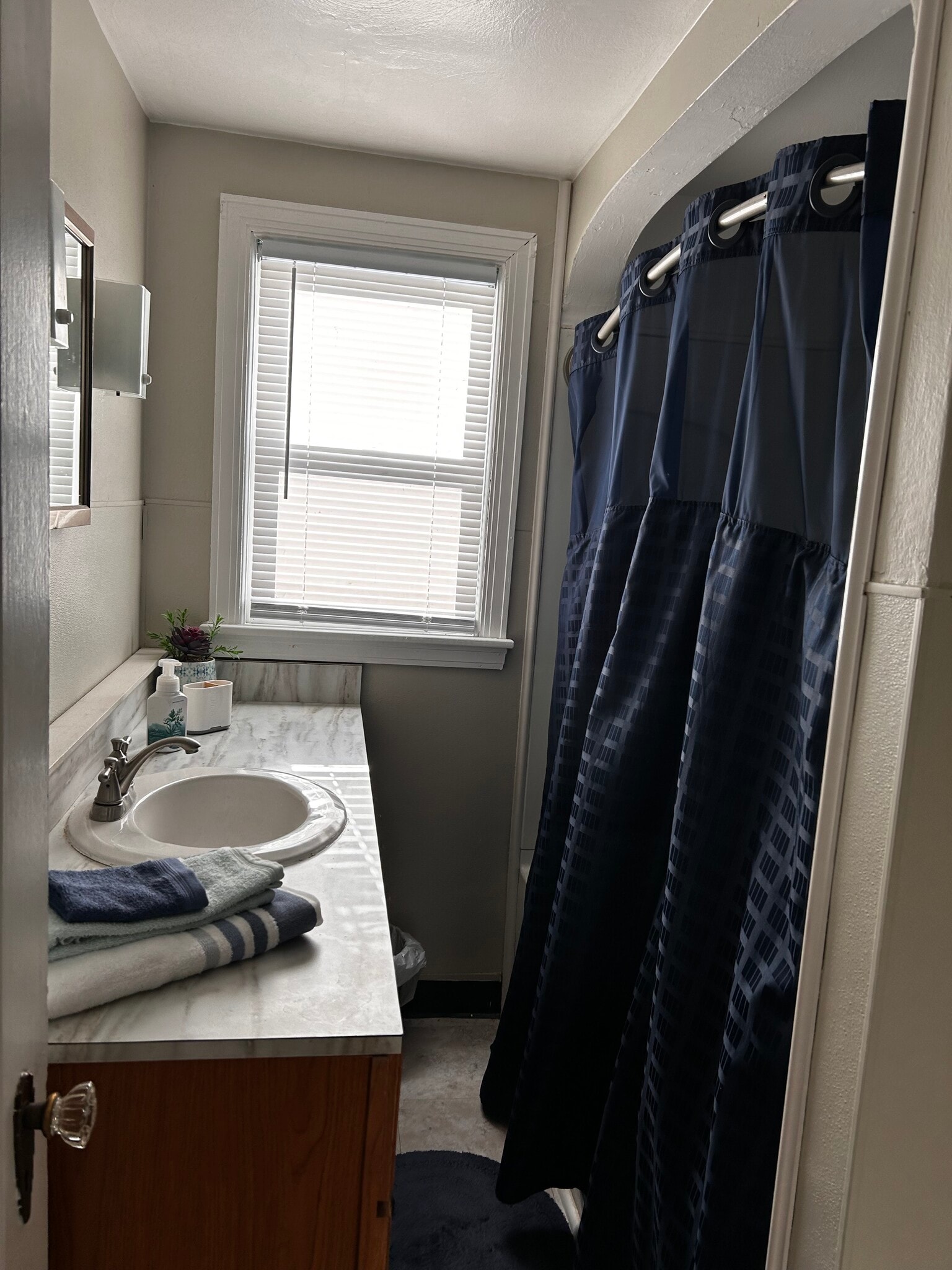 Building Photo - 1112 Front St