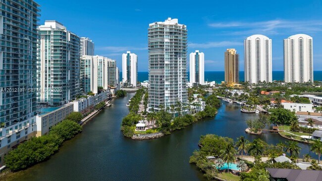 Building Photo - 400 Sunny Isles Blvd