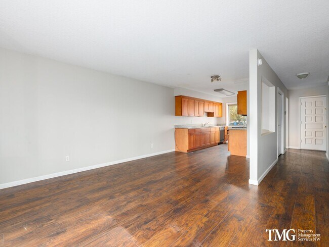 Building Photo - HildebrandtSD-2