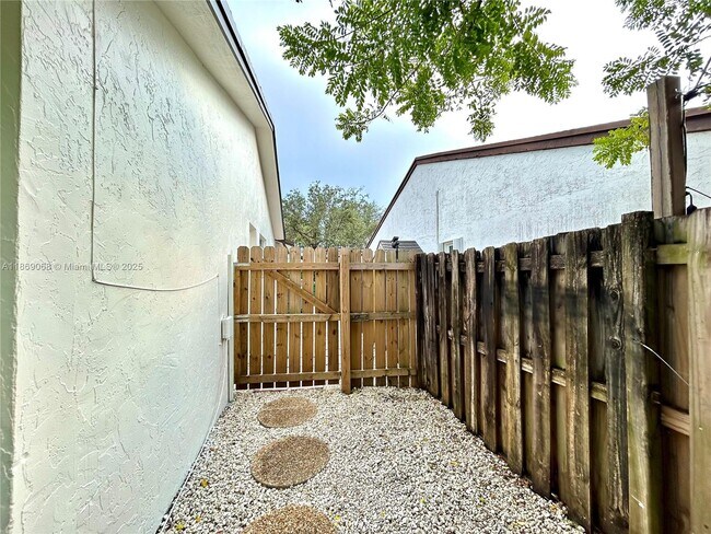 Building Photo - 13971 SW 112th St