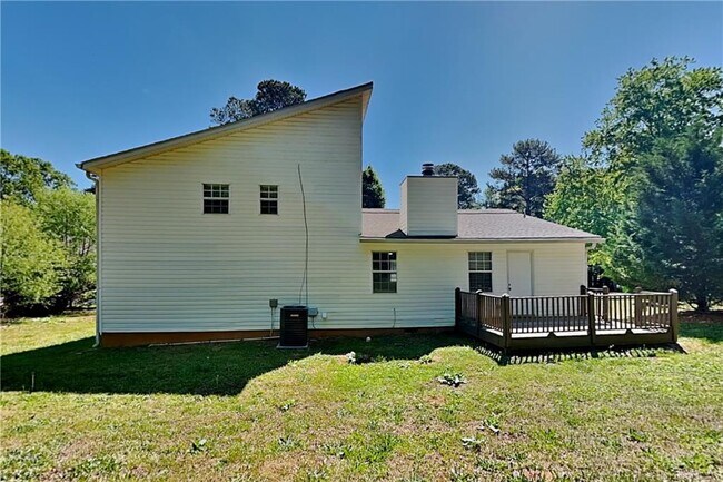 Building Photo - 4956 W Ridge Dr