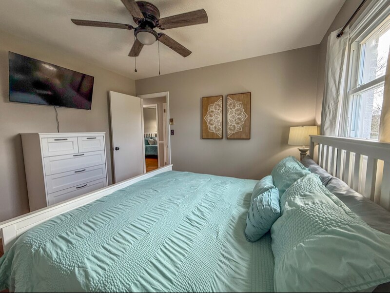 Building Photo - 51 Lucas St