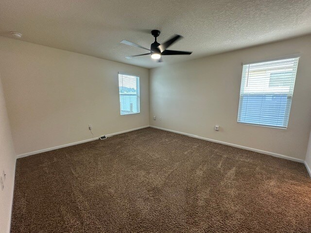 Building Photo - 3 Bedroom Home In Middleburg FL