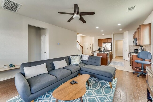 Building Photo - 16020 McAloon Way