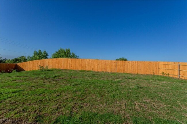 Building Photo - 13525 Brahmin Dr
