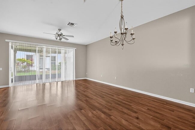 Building Photo - 7119 Showcase Ln