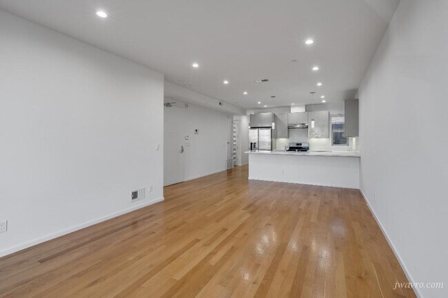 Building Photo - 1280 Hampshire St