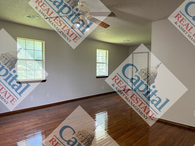 Building Photo - Welcome Home!