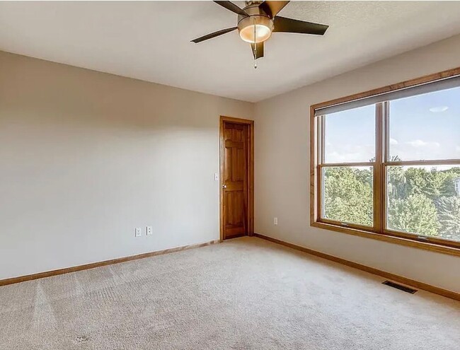 Building Photo - Stunning 5BR/5BA Eden Prairie Home W/Conservation Area Views Available 4/15!