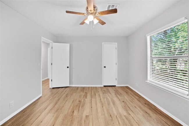Building Photo - 7008 S 78th E Ave