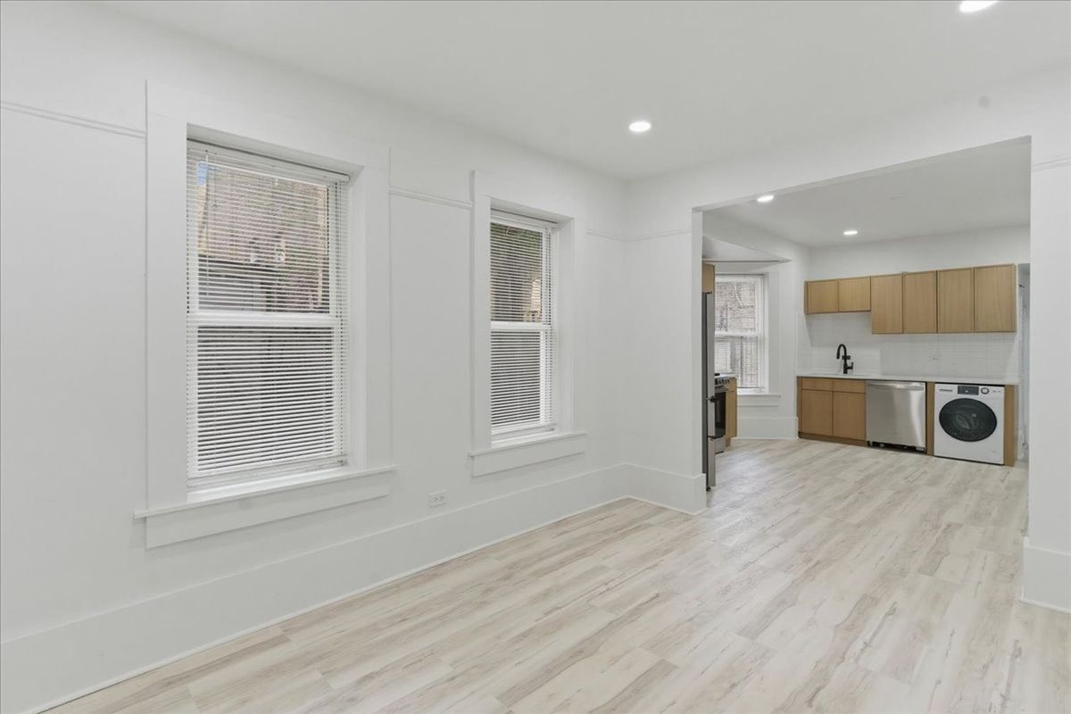 Building Photo - 2607 W Haddon Ave