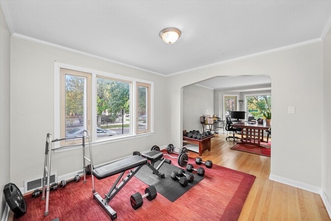 Building Photo - 5400 W Berteau Ave