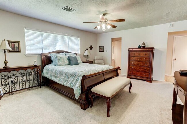 Building Photo - 11507 Wolf Run Ln