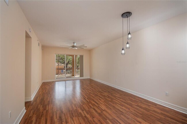 Building Photo - 5591 Cannes Cir