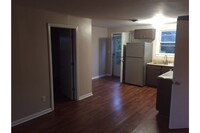Building Photo - 15 Shagbark Rd