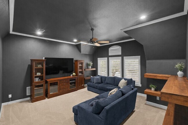 Building Photo - 1621 Hidden Bluff Ct